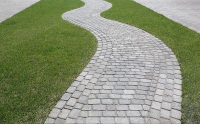 Protect Your Grass or Plants From Foot Traffic!